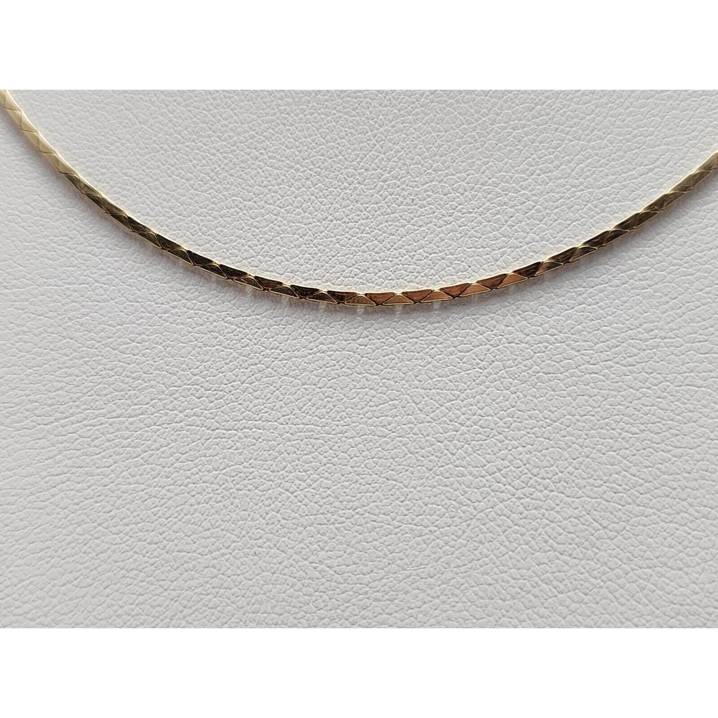 14K Yellow Gold Cobra Link Chain Necklace