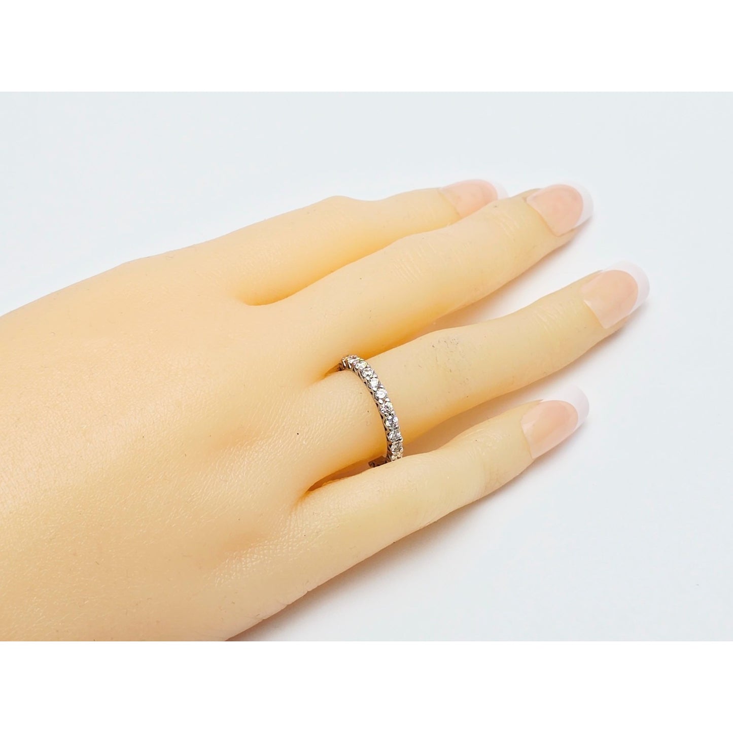 14K White Gold Diamond Eternity Wedding Band Ring