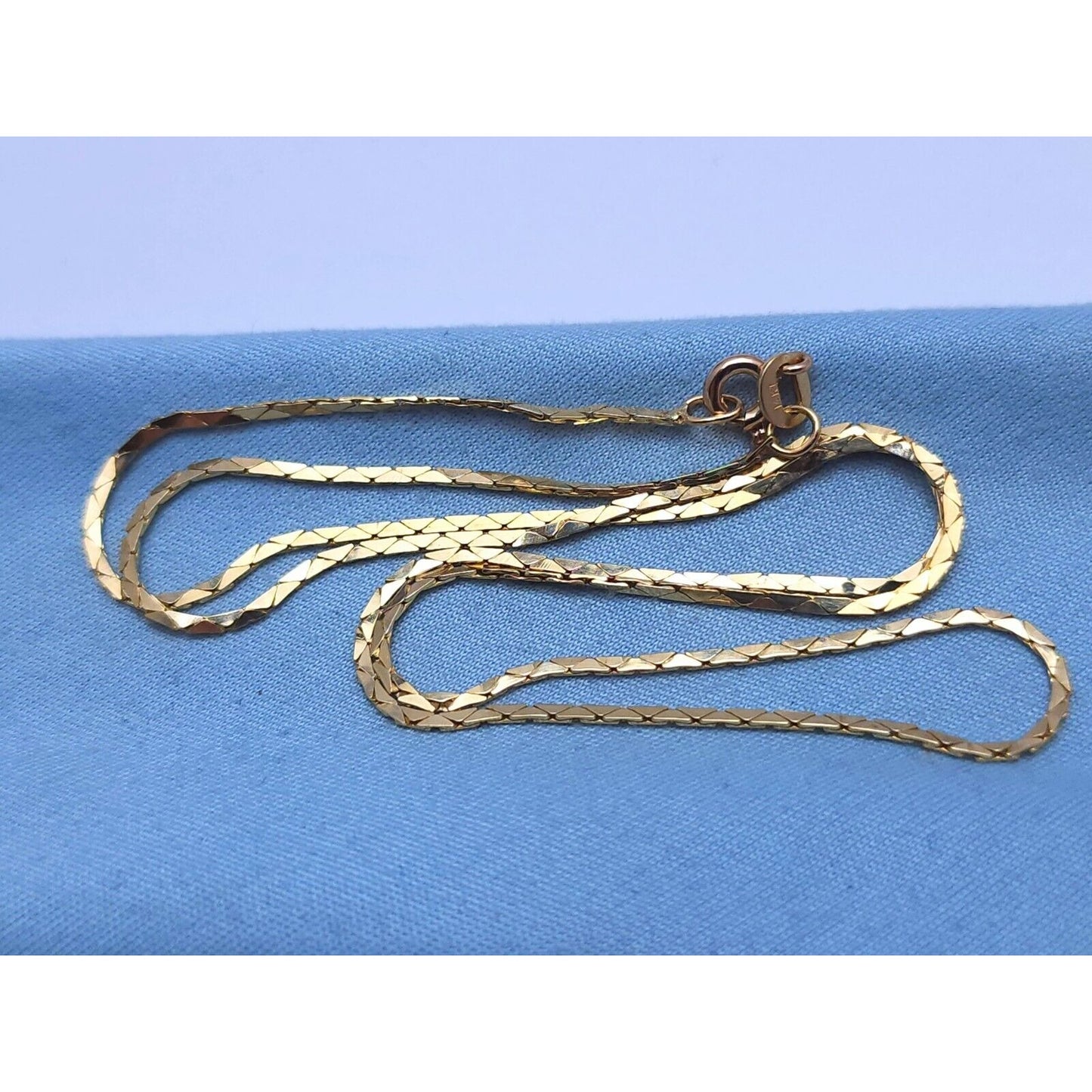 14K Yellow Gold Cobra Link Chain Necklace