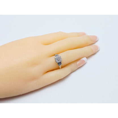 14K White Gold Round Cut Diamond Ring