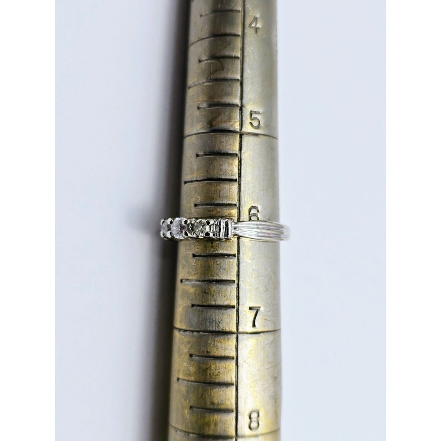 14K White Gold Round Cut 3 Stone Diamond Ring