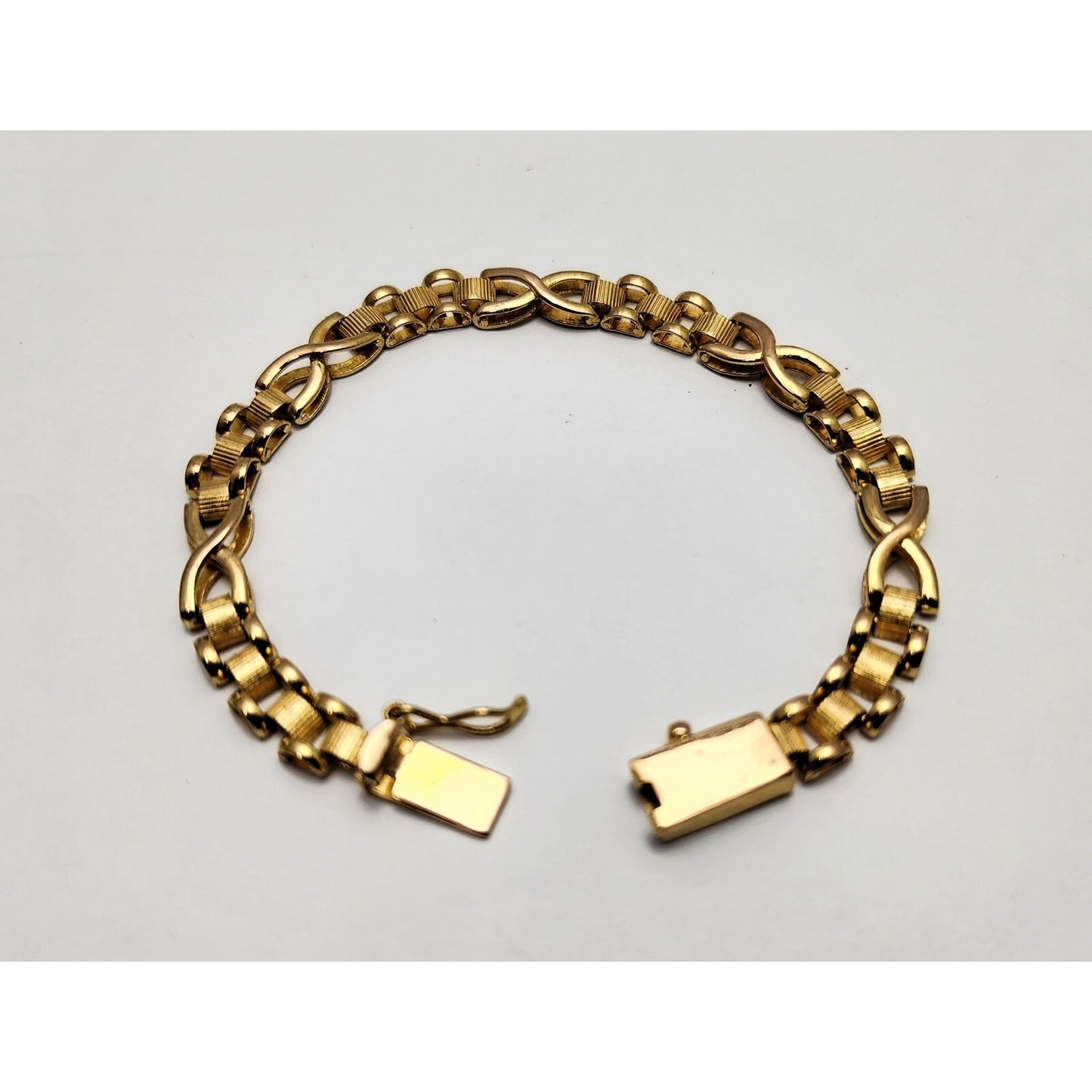 21K Yellow Gold Infinity Link Chain Bracelet