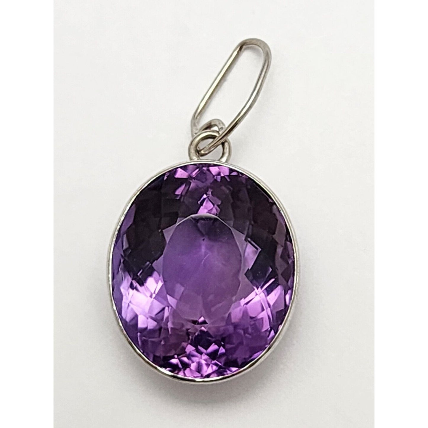 18K White Gold Oval Amethyst Drop Dangle Charm Pendant