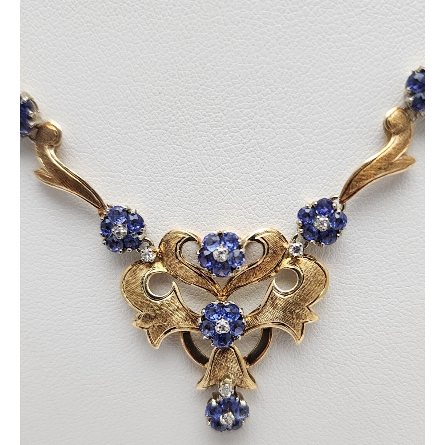 18K Yellow Gold Diamond & Sapphire Choker Chain Necklace