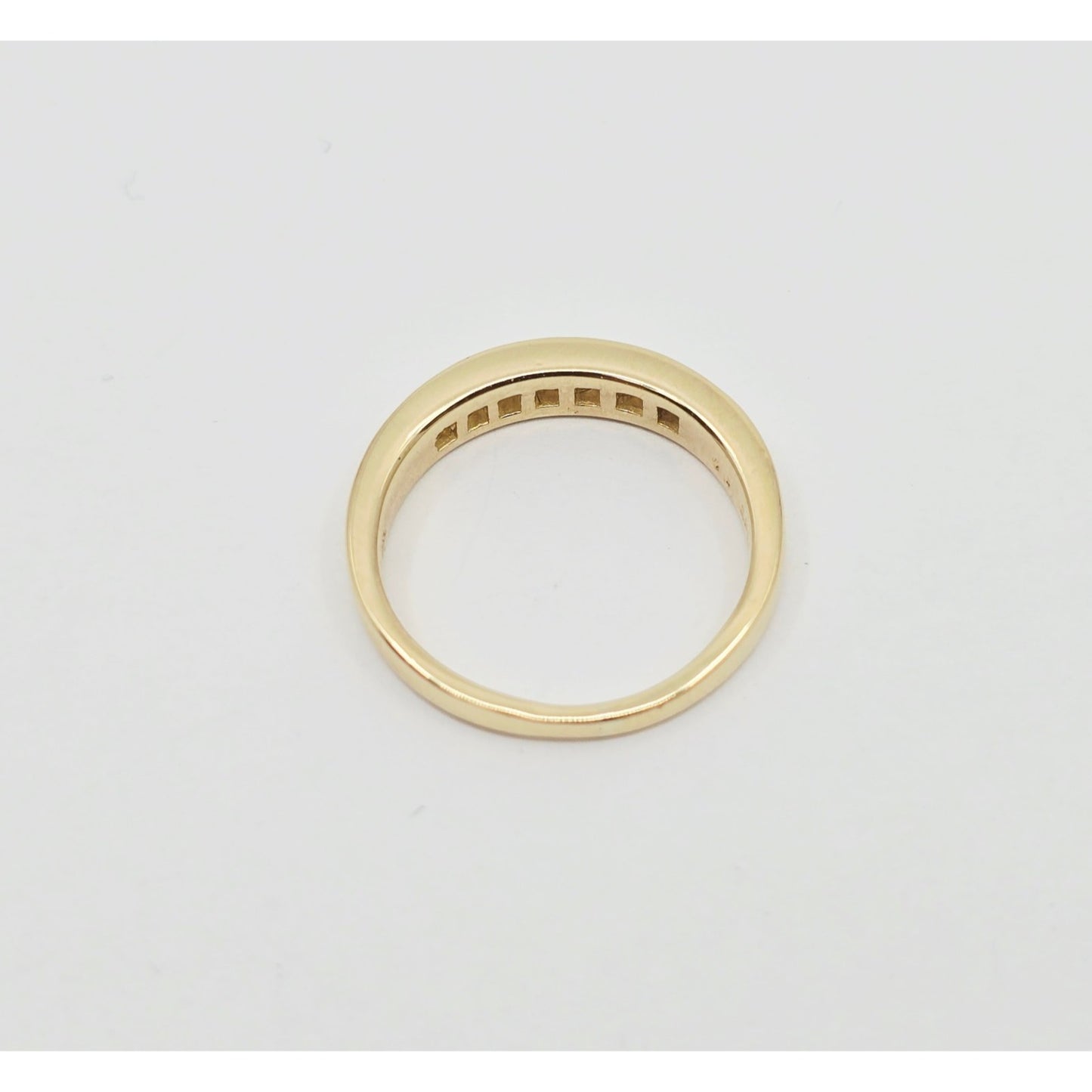 14K Yellow Gold Single Row 8 Princess Cut Diamond Wedding Ring
