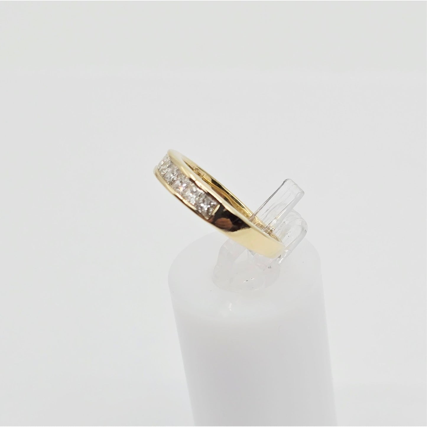 14K Yellow Gold Single Row 8 Princess Cut Diamond Wedding Ring