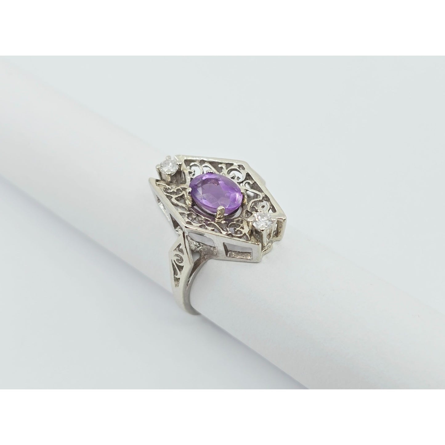 14K White Gold Amethyst & Diamond Ring