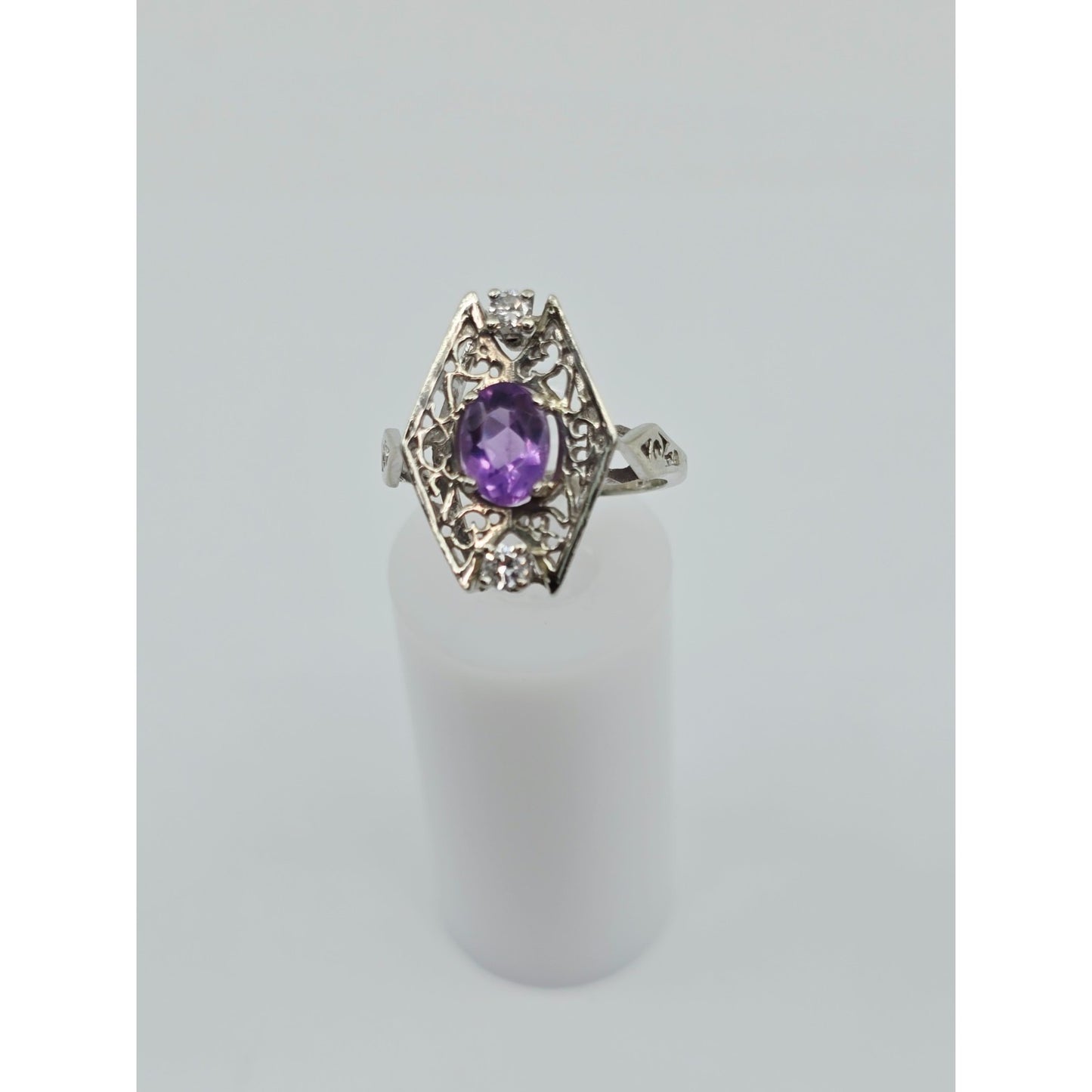 14K White Gold Amethyst & Diamond Ring