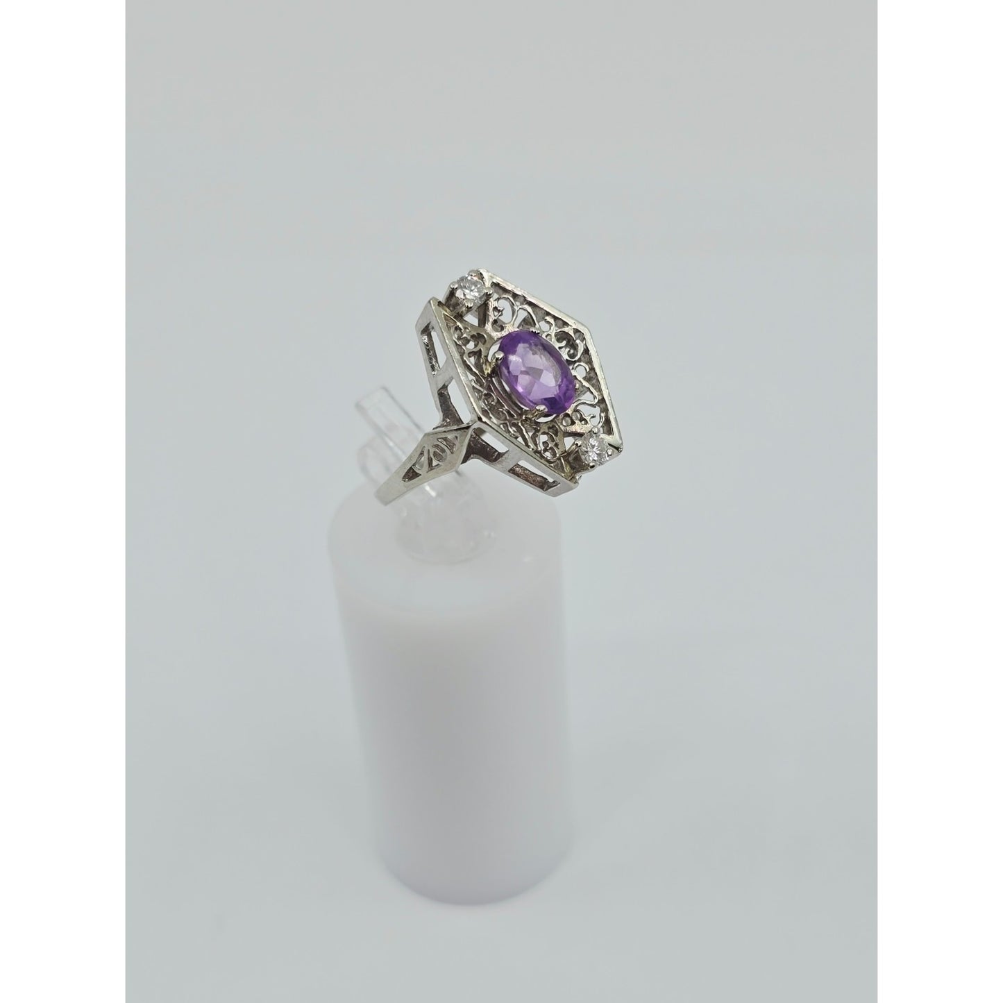 14K White Gold Amethyst & Diamond Ring