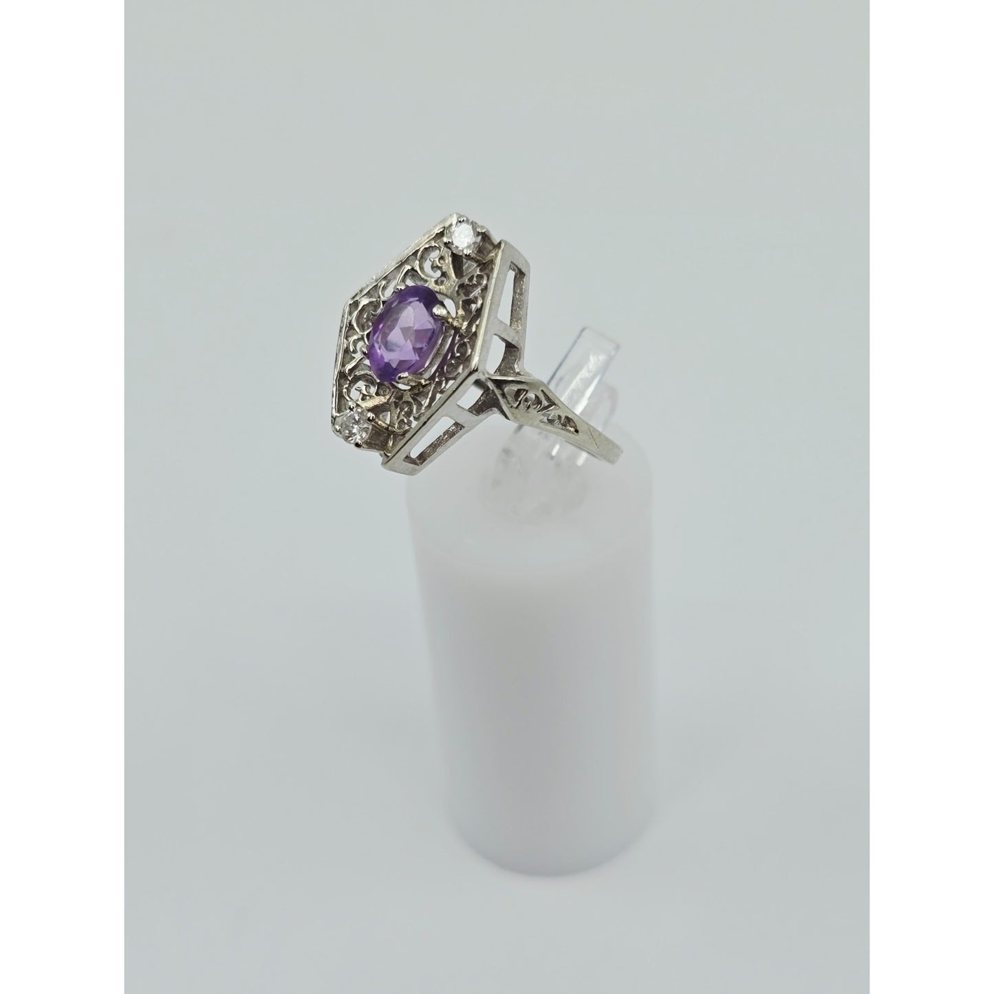 14K White Gold Amethyst & Diamond Ring