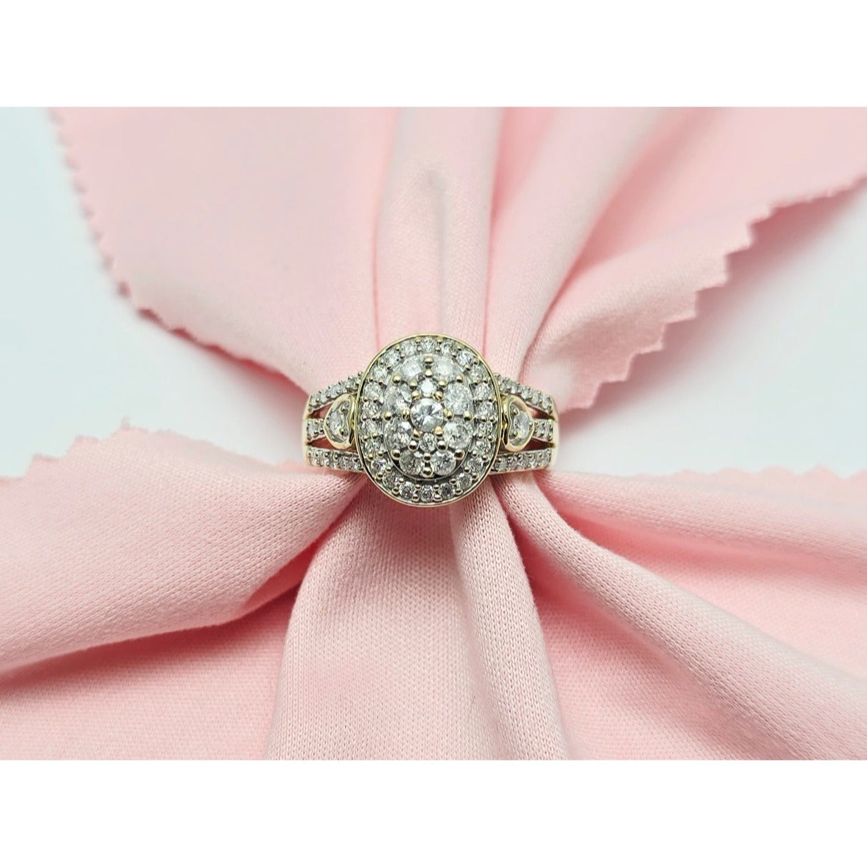 10K Yellow Gold Diamond Oval Shaped Ring