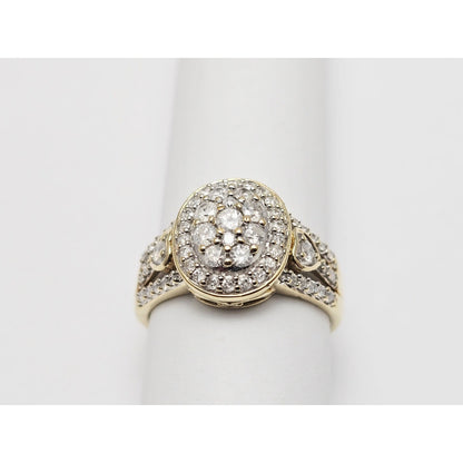 10K Yellow Gold Diamond Oval Shaped Ring