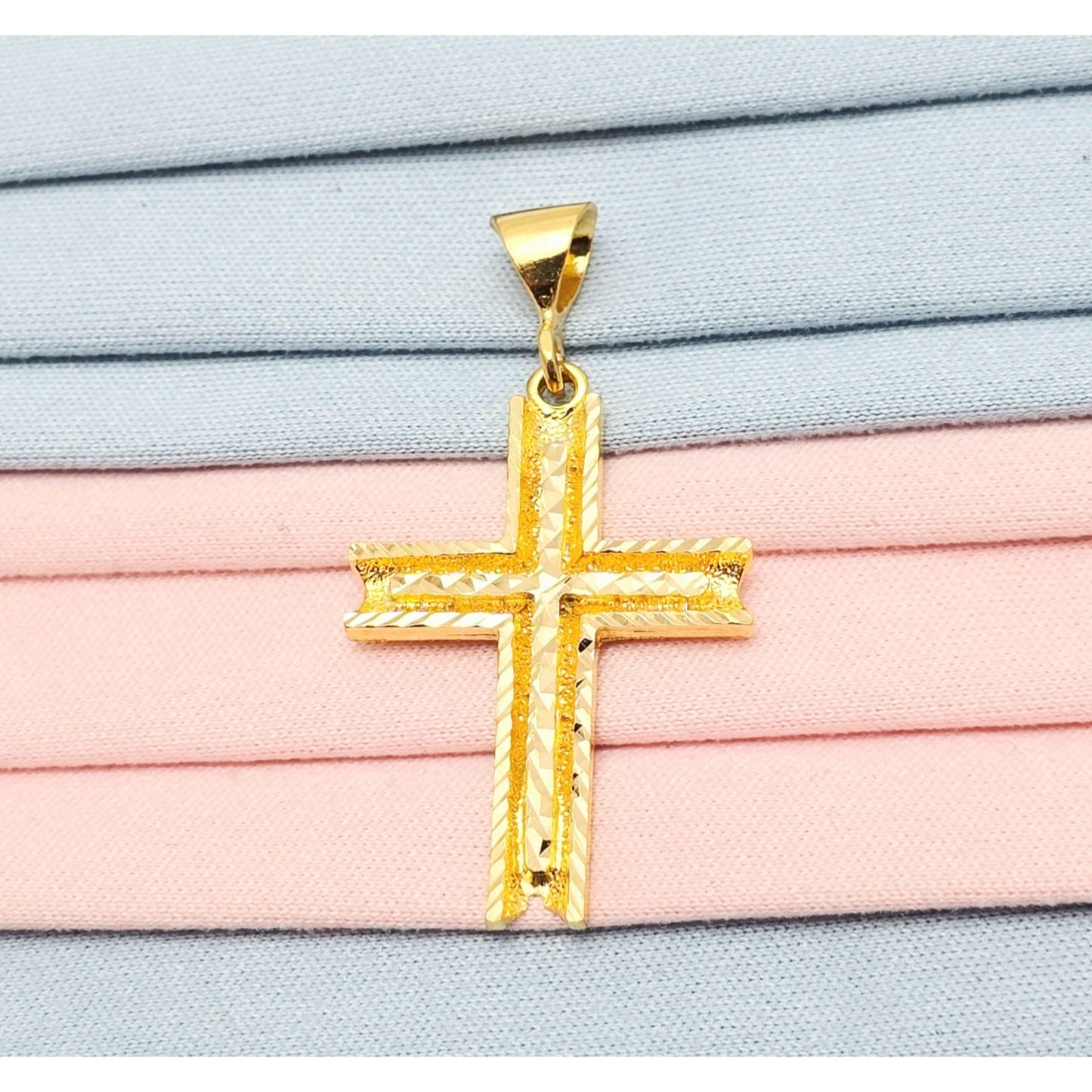 21K Yellow Gold Diamond Cut Religious Cross Pendant Charm