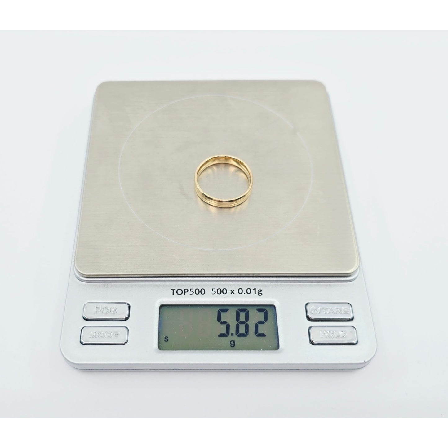 18K Yellow Gold Polished Lined Wedding Band Ring