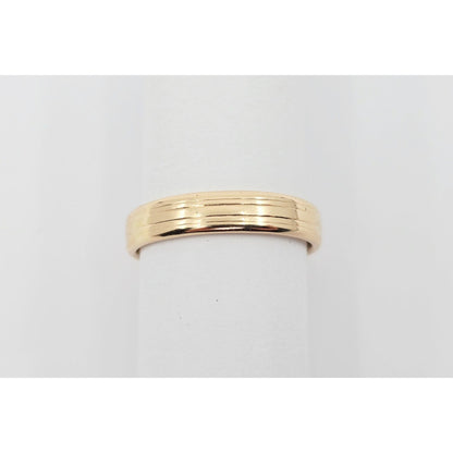 18K Yellow Gold Polished Lined Wedding Band Ring