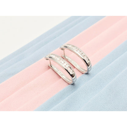 14K White Gold Round & Baguette Diamond Hinged Oval Hoop Earrings