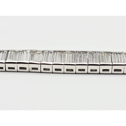 900 Platinum Baguette Cut Diamond Graduated Tennis Link Bracelet