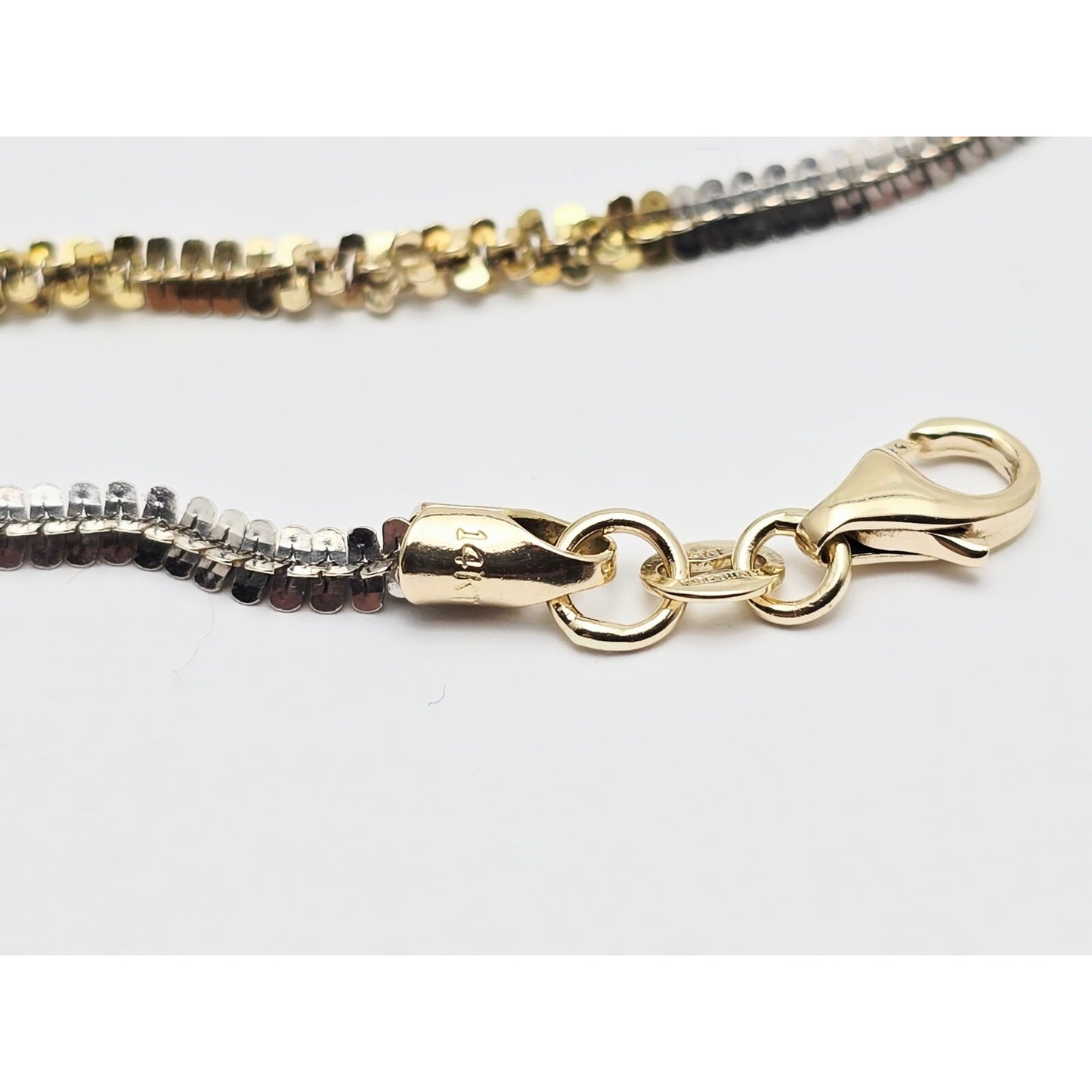 14K Two Tone Gold Twisting Chain Necklace