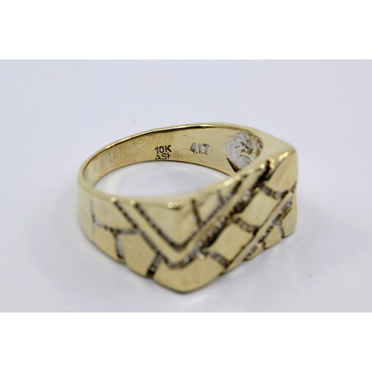 10K Yellow Gold Nugget Ring