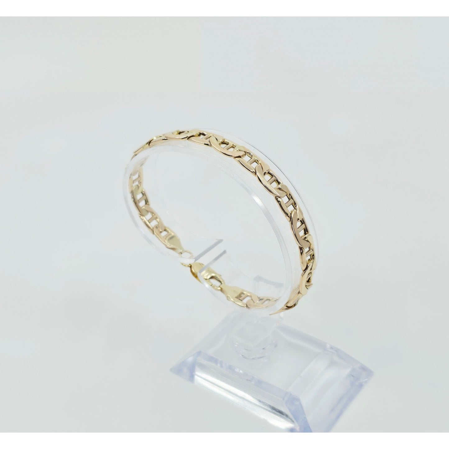 10K Yellow Gold Mariner Link Chain Bracelet
