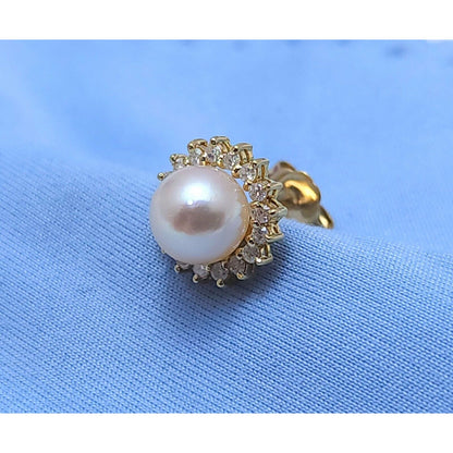 Single 14K Yellow Gold Round Pearl & Diamond Stud Earring