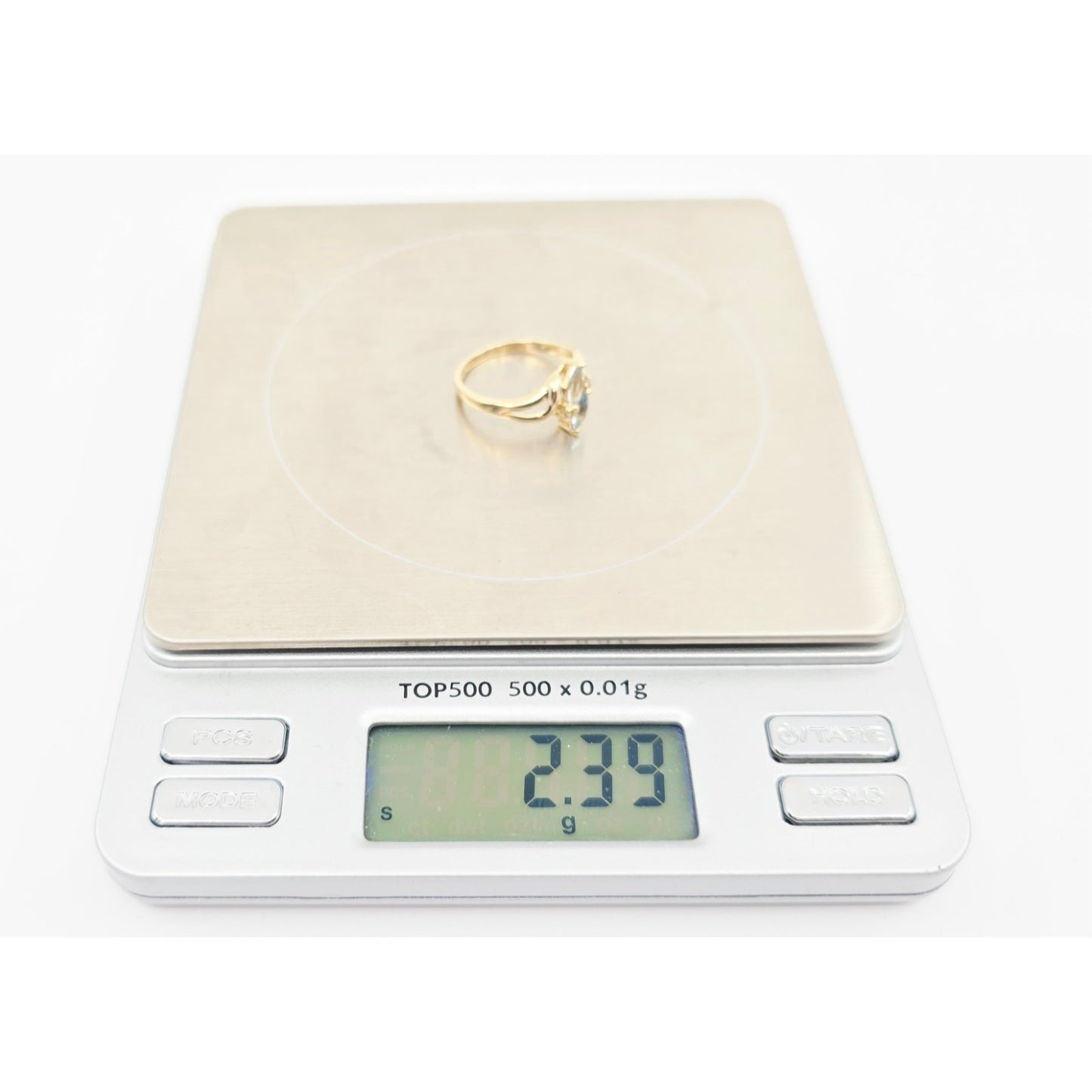 14K Yellow Gold Aquamarine & Diamond Ring