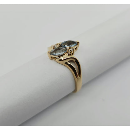 14K Yellow Gold Aquamarine & Diamond Ring