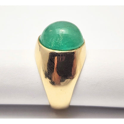 14K Yellow Gold Green Chalcedony Ring