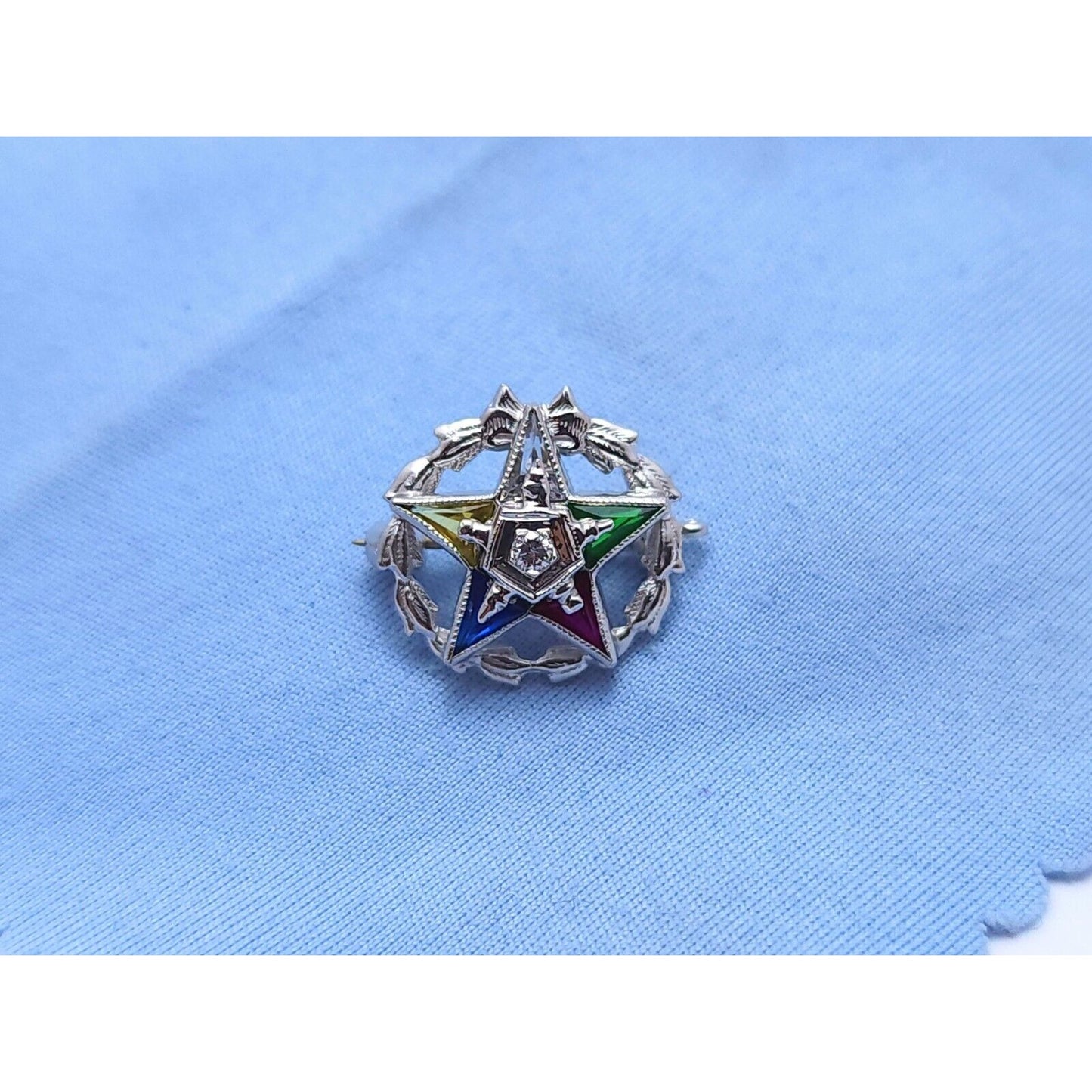 10K White Gold Eastern Star Diamond Brooch Pin