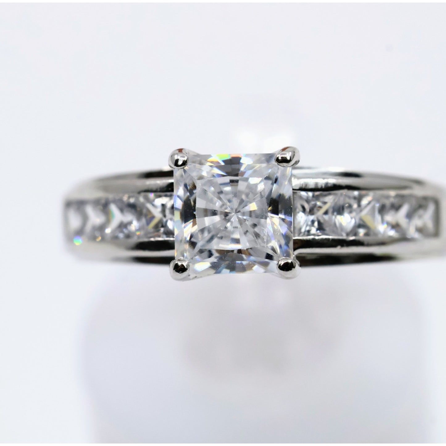 14K White Gold Princess Cut Invisible Setting CZ Engagement Ring