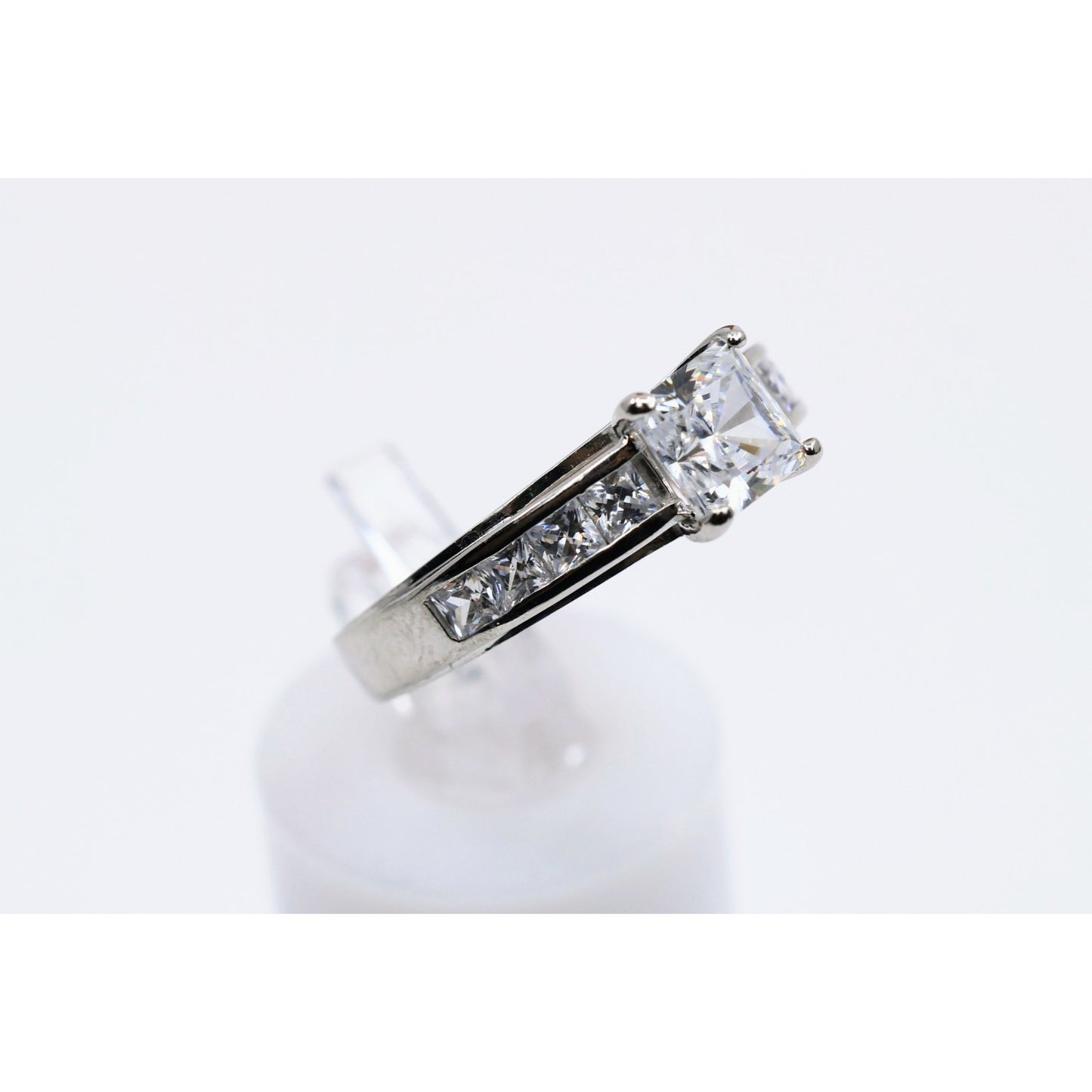 14K White Gold Princess Cut Invisible Setting CZ Engagement Ring