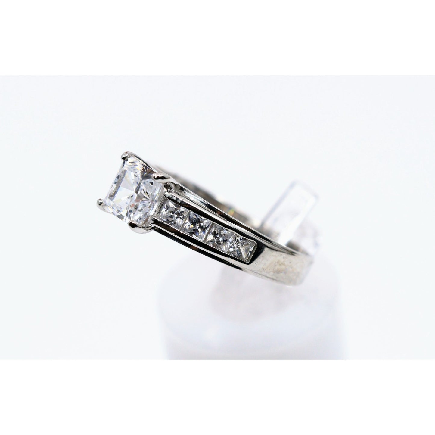 14K White Gold Princess Cut Invisible Setting CZ Engagement Ring