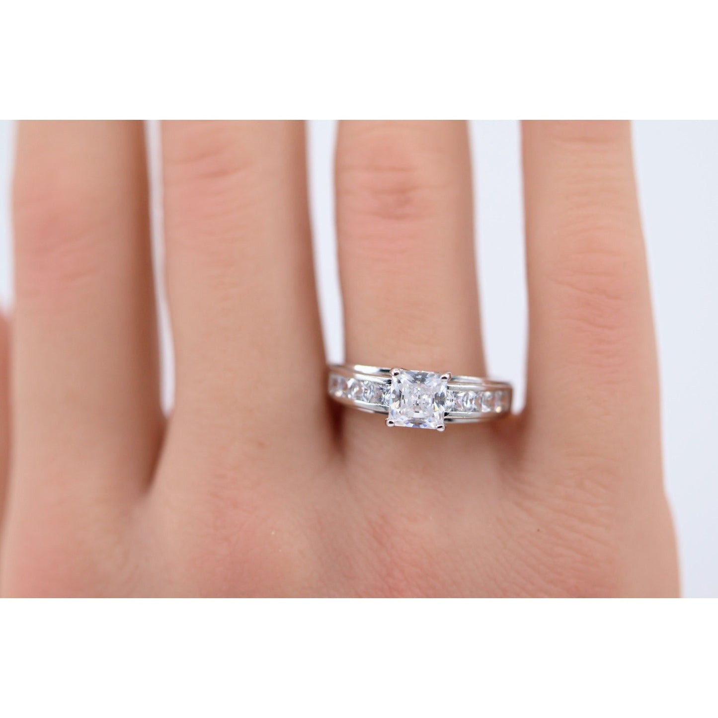 14K White Gold Princess Cut Invisible Setting CZ Engagement Ring