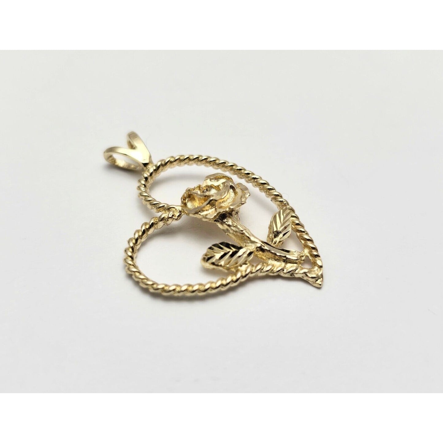 14K Yellow Gold Diamond Cut Flower Rose in Open Heart Charm Pendant