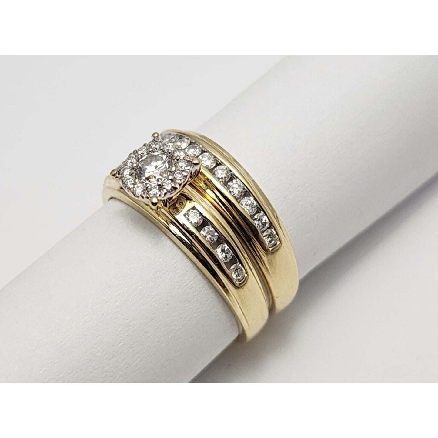 14K Yellow Gold Ladies Round Diamond Wedding Set Ring & Band