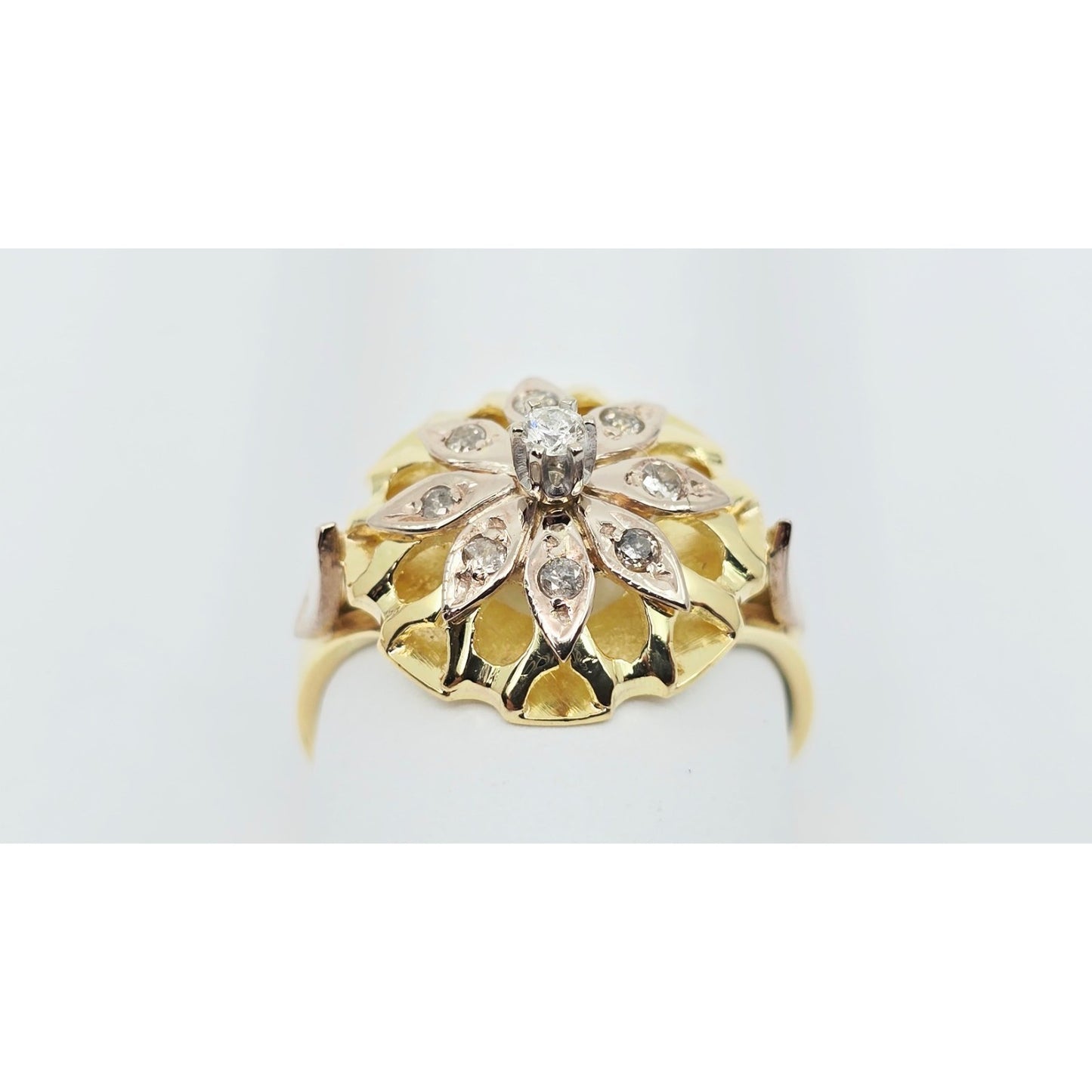 18K Two Tone Gold Floral Flower Diamond Ring