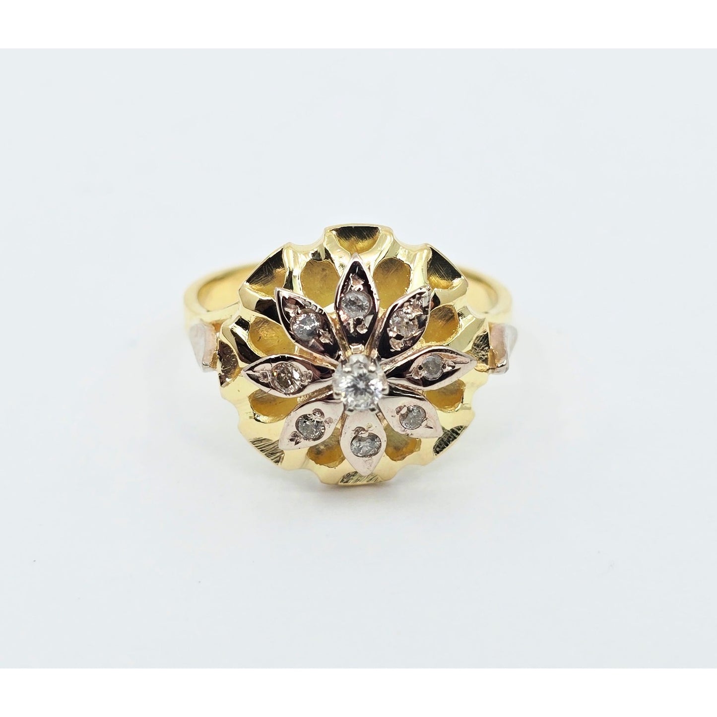 18K Two Tone Gold Floral Flower Diamond Ring