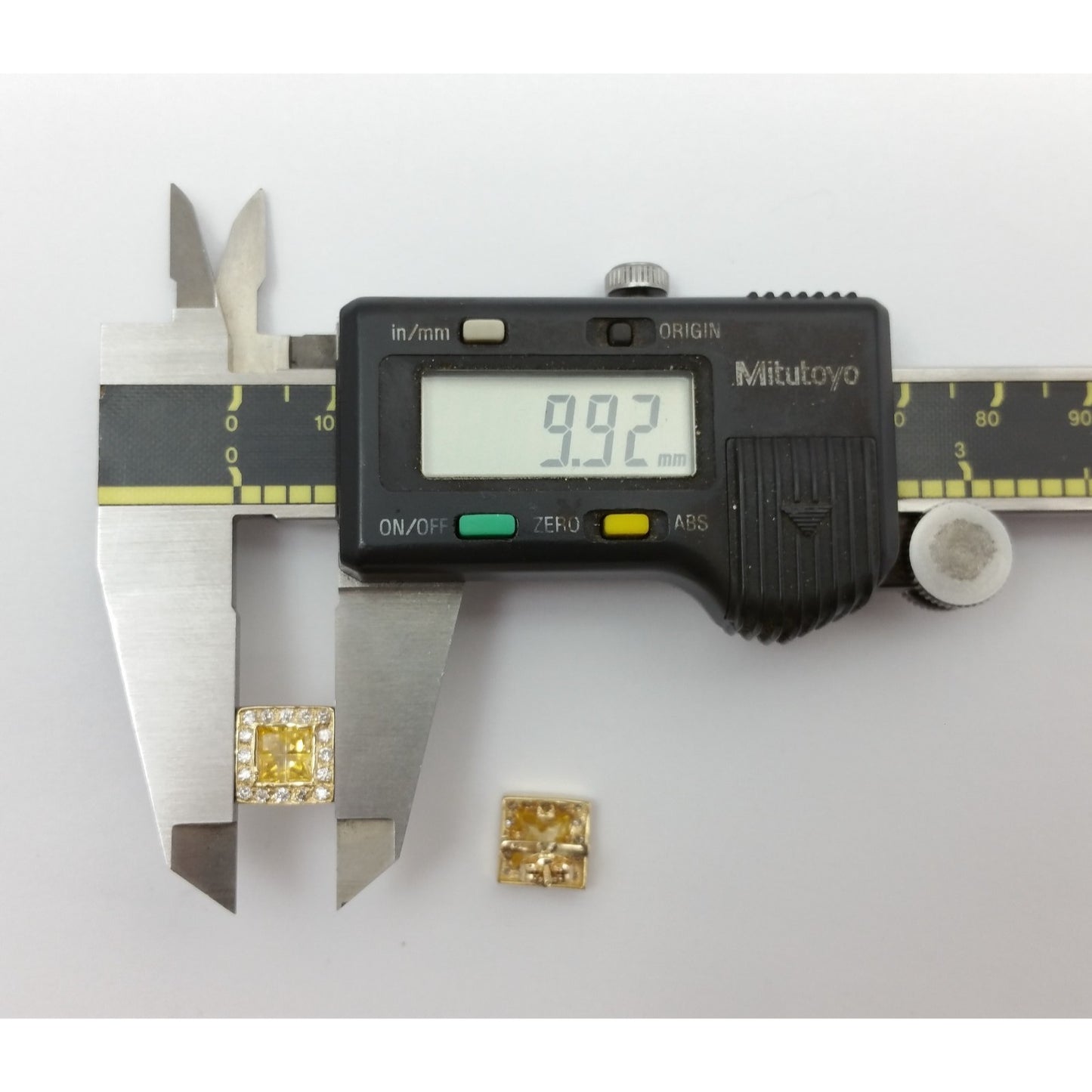 Unique 14K Yellow Gold Diamond & Yellow Colored Stones Square Stud Earrings