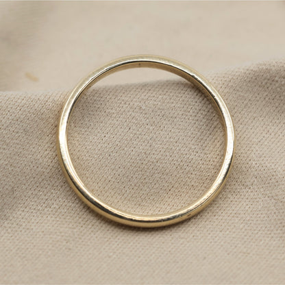 Thin 14K Yellow Gold Polished Wedding Band Ring
