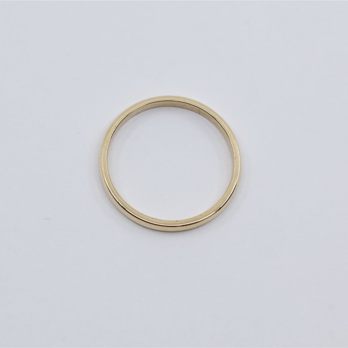 Thin 14K Yellow Gold Polished Wedding Band Ring