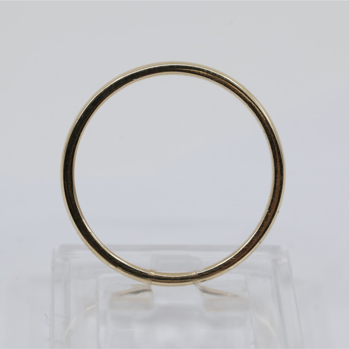 Thin 14K Yellow Gold Polished Wedding Band Ring