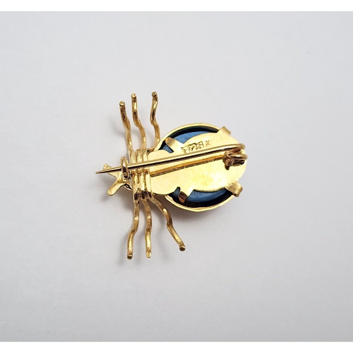 Vintage 18K Yellow Gold Scarab Beetle Synthetic Turquoise Brooch Pin