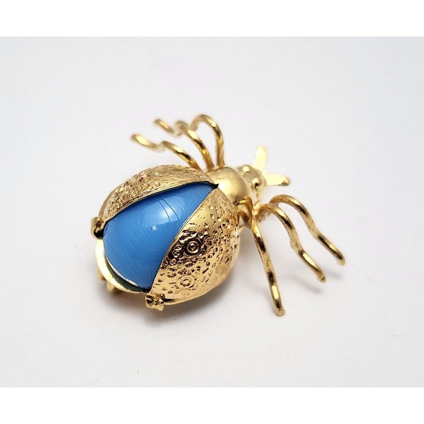 Vintage 18K Yellow Gold Scarab Beetle Synthetic Turquoise Brooch Pin