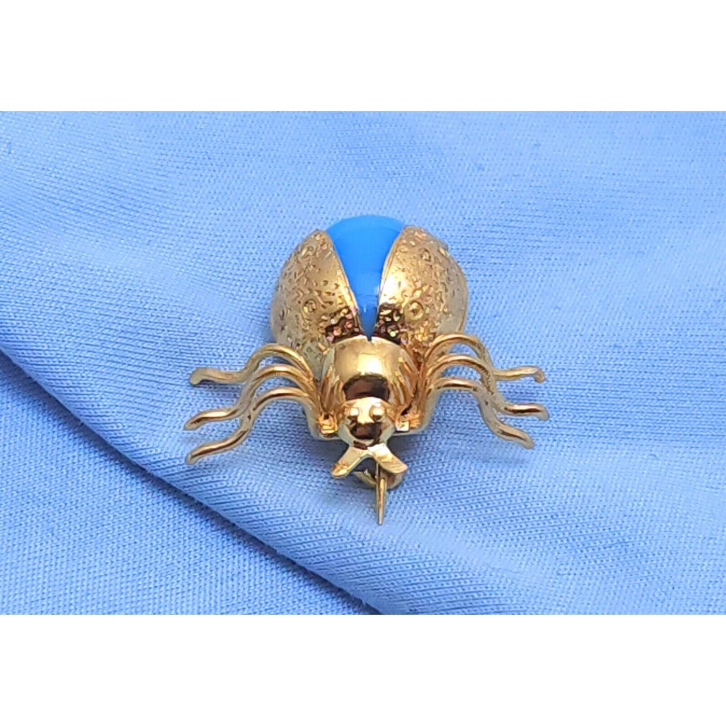 Vintage 18K Yellow Gold Scarab Beetle Synthetic Turquoise Brooch Pin