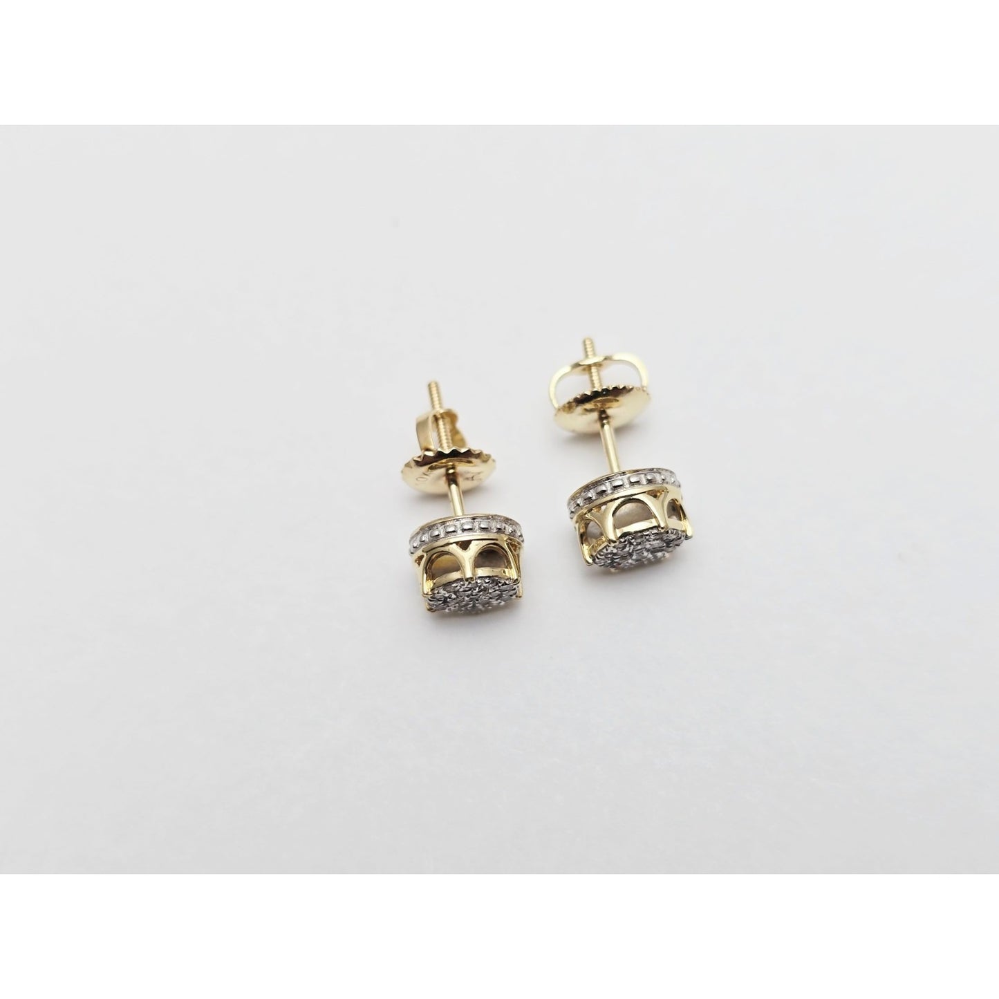 10K Yellow Gold Round Shaped Diamond Stud Earrings