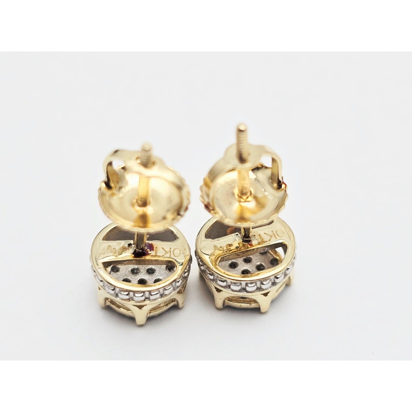 10K Yellow Gold Round Shaped Diamond Stud Earrings