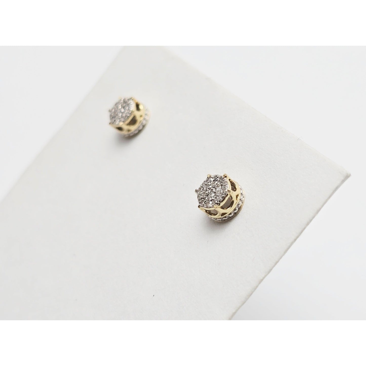 10K Yellow Gold Round Shaped Diamond Stud Earrings