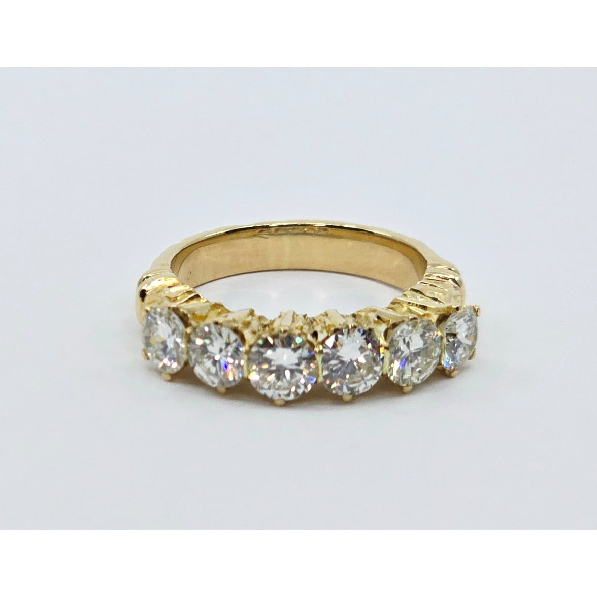 14K Yellow Gold Single Row Diamond Engraved Ring