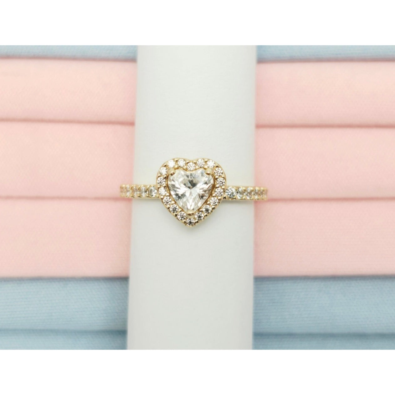 Pandora Timeless CZ Elevated Heart 14K Yellow Gold Ring