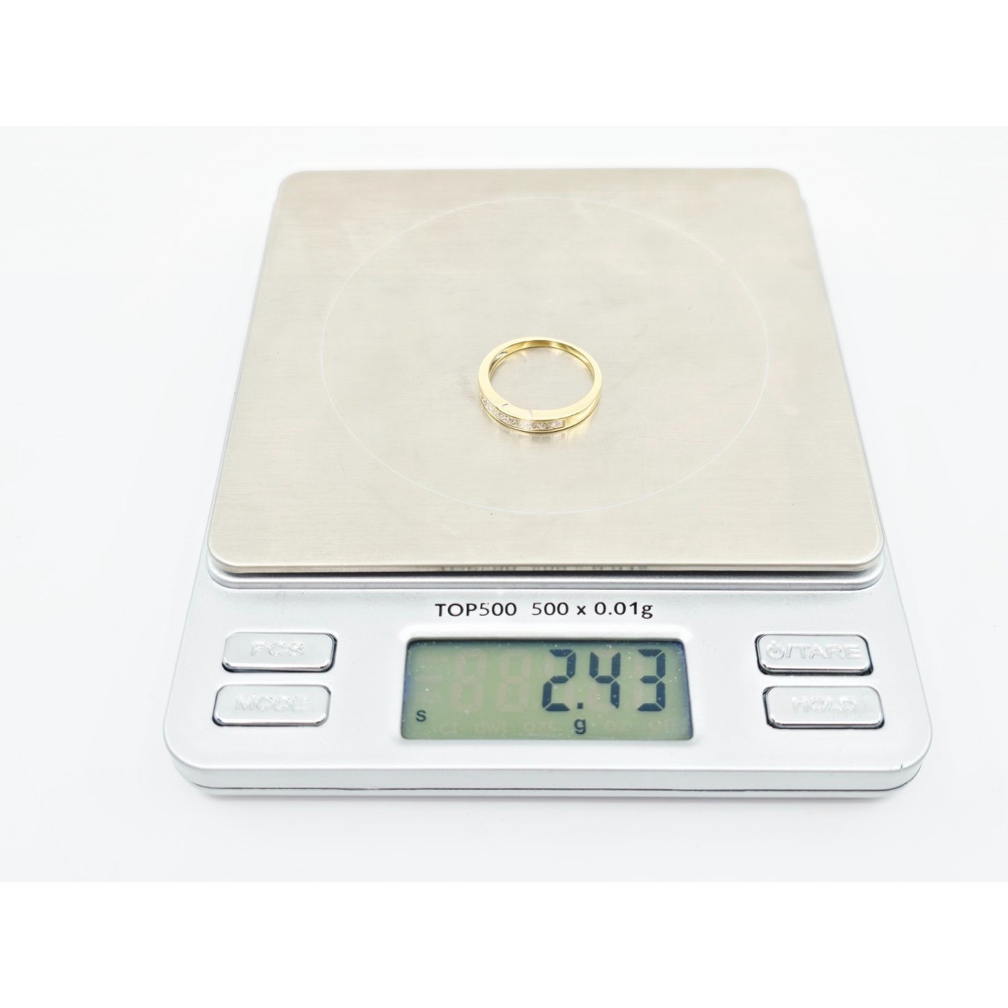 18K Yellow Gold Single Row 9 Princess Cut Diamond Wedding Ring Band